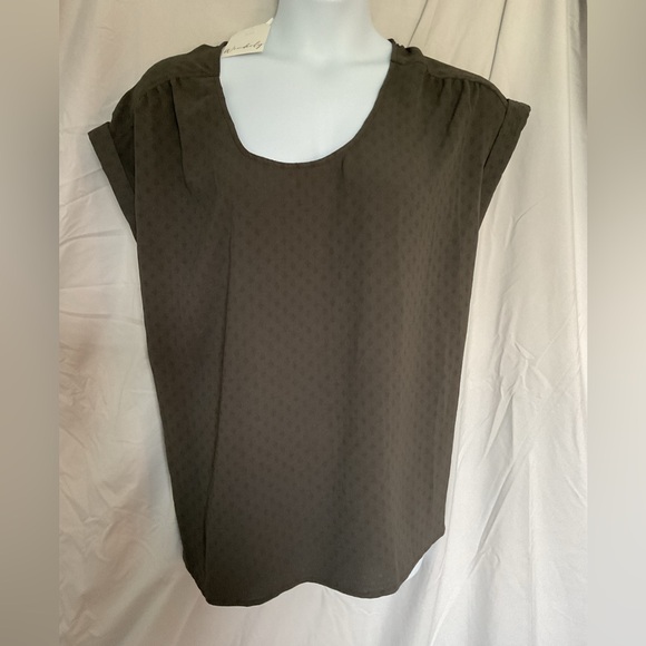 Wonderly Plus Size Blouse.  Charcoal Gray. Size 4x.  Cuffed sleeves. - Picture 1 of 3